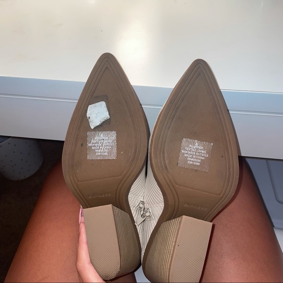 White booties express - Picture 4 of 5